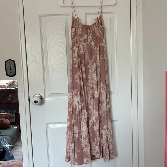 Reformation Jaelyn Dress - Picture 9 of 9